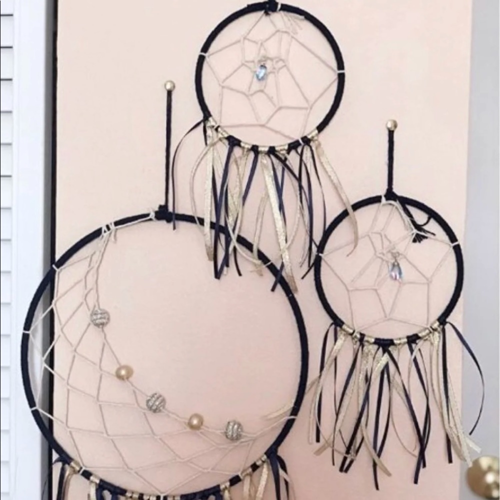 Mini Star Shaped Dreamcatcher - Picture 1 of 3